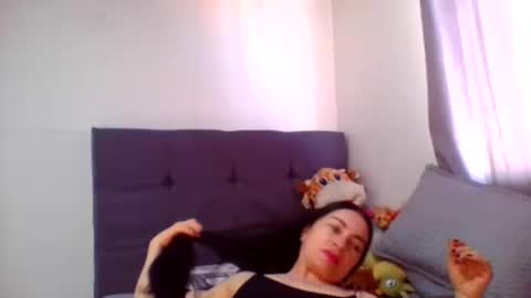 Snapshot of renata_hot1 chatting on 06-16-26, 07:49 renata_hot1 online show from 06-16-26, 07:49