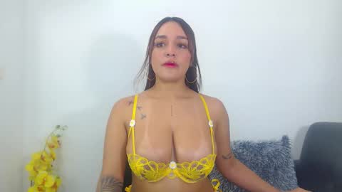 renatabrownn28 online show from 03-15-26, 05:13