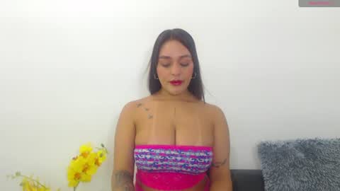 Snapshot of renatabrownn28 chatting on 06-12-26, 11:09 renatabrownn28 online show from 06-12-26, 11:09