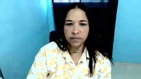 Snapshot of renatagrimaldi chatting on 06-06-26, 04:01 Renata online show from 06-06-26, 04:01