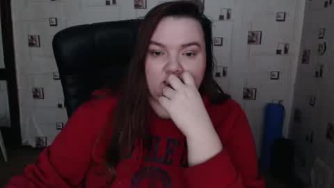 renataoia online show from 02-11-26, 04:01