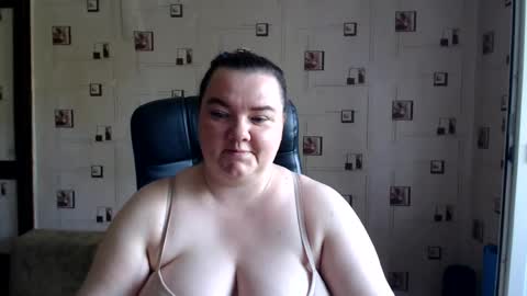 Snapshot of renataoia chatting on 07-02-26, 01:17 renataoia online show from 07-02-26, 01:17