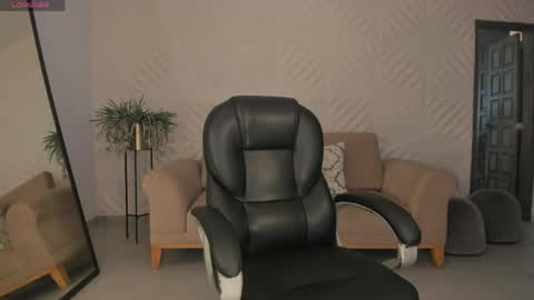 Renata Reyes online show from 03-29-26, 05:35