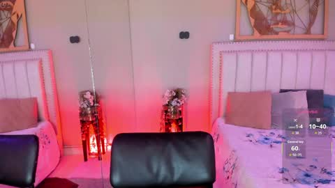 Snapshot of renataruiz_rr chatting on 05-08-26, 12:10 online show from 05-08-26, 12:10