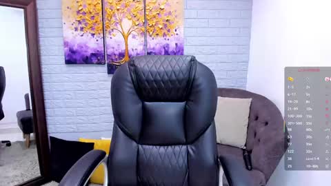 Snapshot of renataruiz_rr chatting on 05-29-26, 12:03 online show from 05-29-26, 12:03