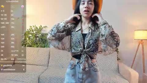 Snapshot of renatenavejar chatting on 10-04-25, 01:14 Call me Mira online show from 10-04-25, 01:14