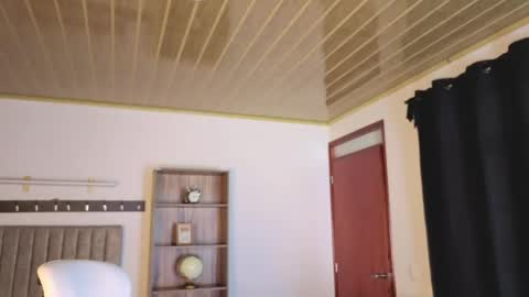 renaxi_smith online show from 03-01-26, 07:27