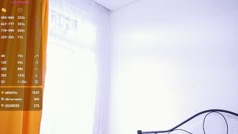 Snapshot of renaythilmony chatting on 06-22-26, 03:25 Naomi online show from 06-22-26, 03:25