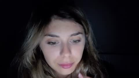 Snapshot of renee_loah chatting on 06-11-26, 11:47 renee_loah online show from 06-11-26, 11:47