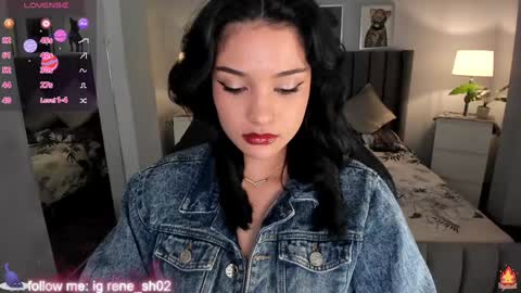Snapshot of renee_shelby_ chatting on 01-09-25, 12:25 Renee Shelby online show from 01-09-25, 12:25