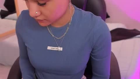 Renee Shelby online show from 04-08-26, 02:28