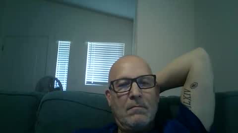 Snapshot of renewaz chatting on 02-12-26, 07:31 Renewaz online show from 02-12-26, 07:31