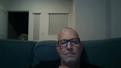 Snapshot of renewaz chatting on 02-17-26, 01:35 Renewaz online show from 02-17-26, 01:35