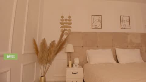 Snapshot of rennatha21 chatting on 02-27-26, 10:15 Rennatha online show from 02-27-26, 10:15