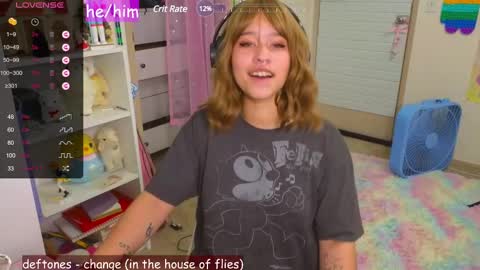 Snapshot of renpuppy chatting on 02-11-25, 05:58 REN online show from 02-11-25, 05:58