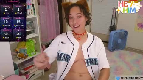 Snapshot of renpuppy chatting on 10-21-25, 04:35 REN online show from 10-21-25, 04:35