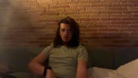 Snapshot of renzo_899 chatting on 06-06-26, 04:17 Renzo online show from 06-06-26, 04:17