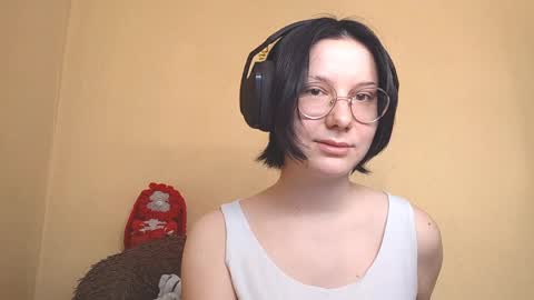 Snapshot of retaroessler chatting on 04-06-26, 07:31 Sofia online show from 04-06-26, 07:31