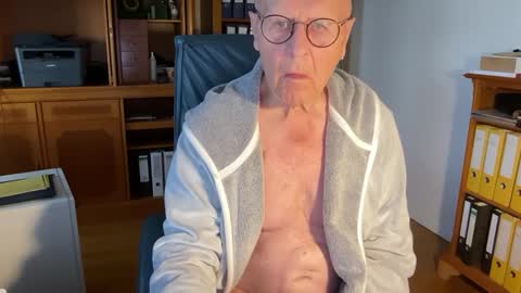 Snapshot of reteid chatting on 09-29-25, 02:00 reteid online show from 09-29-25, 02:00