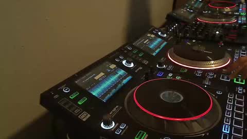 GearPorn online show from 10-25-25, 08:58