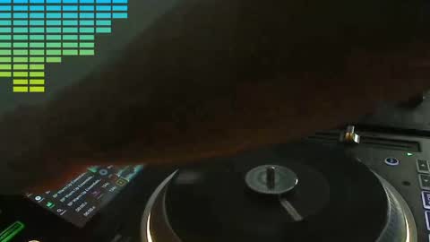 GearPorn online show from 04-15-26, 07:43