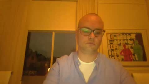 Snapshot of rettie1984 chatting on 12-10-24, 03:55 Attention whore online show from 12-10-24, 03:55