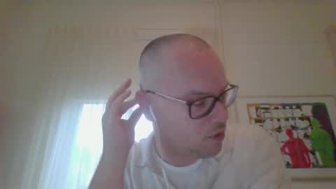 Snapshot of rettie1984 chatting on 12-13-24, 02:27 Attention whore online show from 12-13-24, 02:27