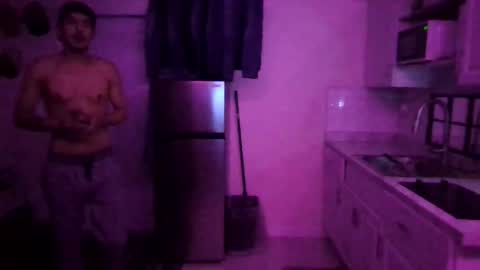 Snapshot of rev82592 chatting on 12-20-25, 11:39 justforfun794 online show from 12-20-25, 11:39