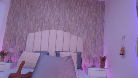 Snapshot of reven_lilith chatting on 05-22-26, 03:46 REVEN online show from 05-22-26, 03:46