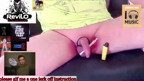Snapshot of revilo80 chatting on 03-25-26, 08:42 revilo80 online show from 03-25-26, 08:42