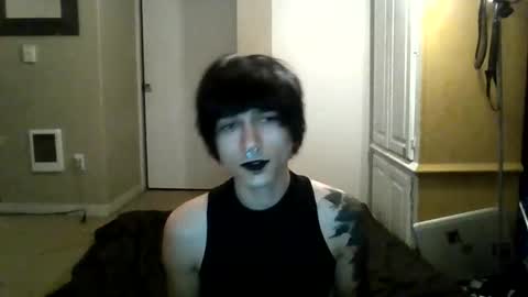 Snapshot of revy__ chatting on 11-04-25, 05:50 revy__ online show from 11-04-25, 05:50