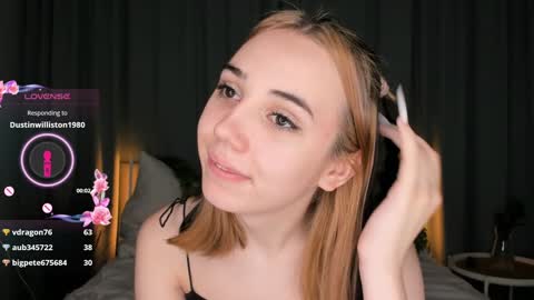 Elin online show from 12-06-24, 04:58