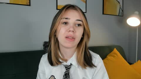 Elin online show from 12-12-24, 01:43