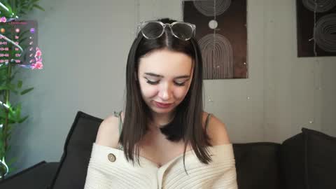 Elin online show from 01-21-25, 01:39