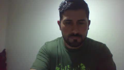 Snapshot of reyalad_mariana chatting on 01-27-25, 03:18 REYALAD online show from 01-27-25, 03:18