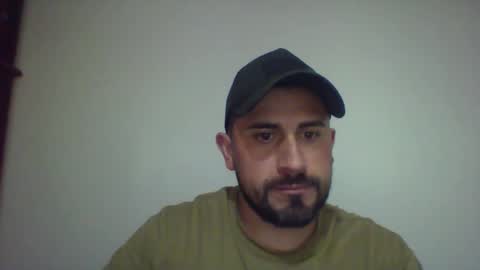 Snapshot of reyalad_mariana chatting on 02-04-25, 04:39 REYALAD online show from 02-04-25, 04:39