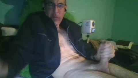 Snapshot of reyes_albert2006 chatting on 01-05-25, 01:36 reyes_albert2006 online show from 01-05-25, 01:36