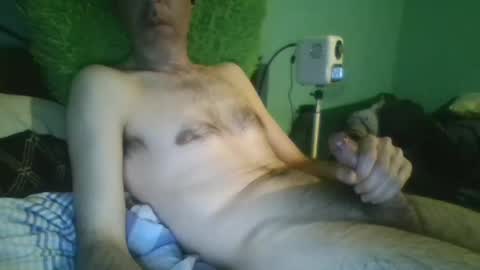 Snapshot of reyes_albert2006 chatting on 03-03-25, 02:36 reyes_albert2006 online show from 03-03-25, 02:36