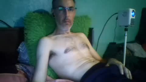 Snapshot of reyes_albert2006 chatting on 07-18-26, 12:09 reyes_albert2006 online show from 07-18-26, 12:09