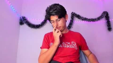 Snapshot of reylatino24 chatting on 01-12-26, 09:20 reylatino24 online show from 01-12-26, 09:20