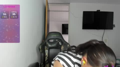 Snapshot of reyledoll chatting on 07-15-26, 06:57 Rely online show from 07-15-26, 06:57