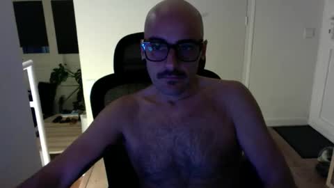 Snapshot of rfmnatural chatting on 02-28-26, 08:54 rfmnatural online show from 02-28-26, 08:54