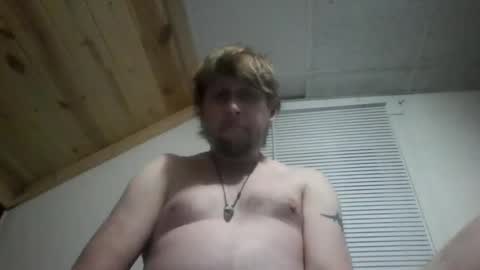 Snapshot of rgc44480 chatting on 11-10-25, 03:27 rgc44480 online show from 11-10-25, 03:27