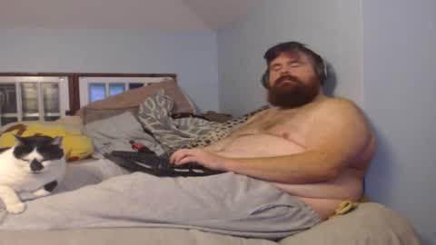 Snapshot of rgroff78 chatting on 12-18-24, 01:37 rgroff78 online show from 12-18-24, 01:37