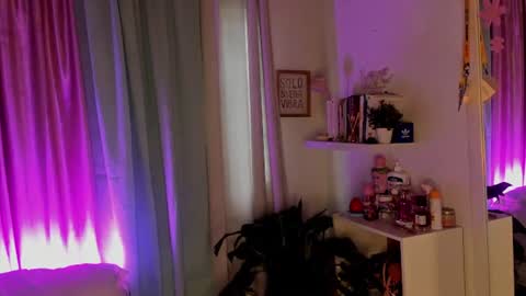 Rhaenyra online show from 06-09-26, 08:53