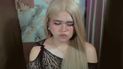 Snapshot of rhetttogo chatting on 06-25-26, 05:17 - mamerta online show from 06-25-26, 05:17