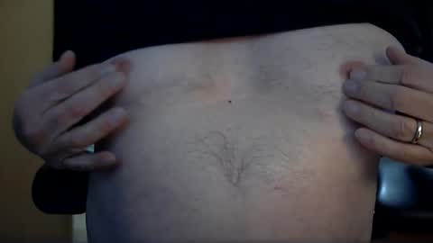 Snapshot of rhh33 chatting on 02-17-25, 08:36 Rob online show from 02-17-25, 08:36