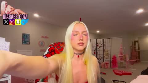 ria  online show from 12-20-25, 03:57