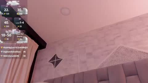 Snapshot of rianamanson chatting on 02-10-25, 03:57 Riana online show from 02-10-25, 03:57