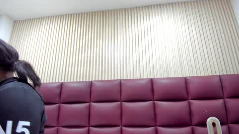 Snapshot of rianamanson chatting on 11-16-25, 09:20 Riana online show from 11-16-25, 09:20